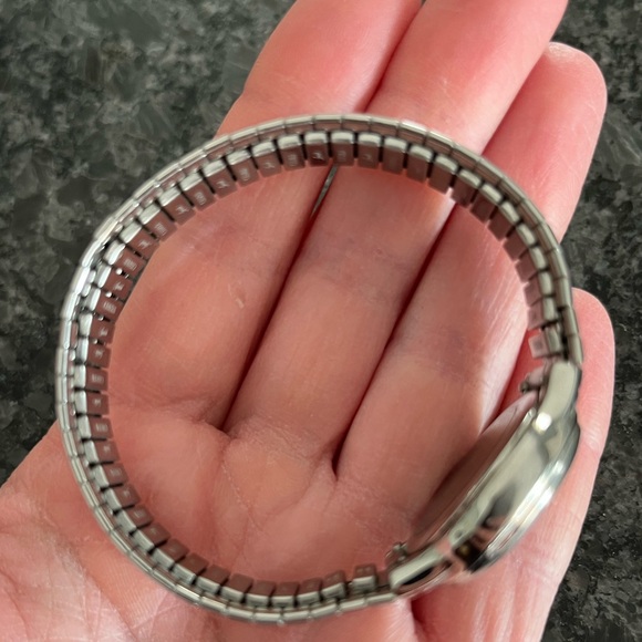 CITIZEN WATCH - Picture 3 of 6